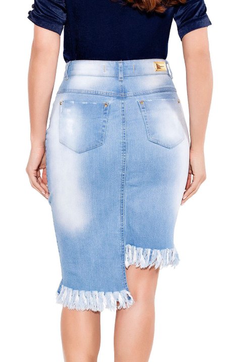 24100 modelo cabelo castanho saia lapis jeans costas baixo titanium