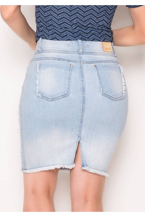 saia jeans clara detalhes desfiados laura rosa costas baixo