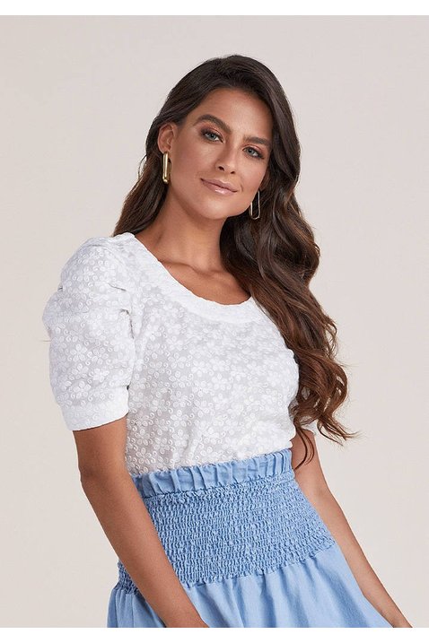 blusa branca em lesie mangas bufantes titanium jeans cima