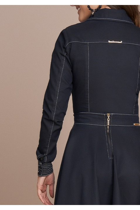 camisa feminina jaqueta jeans preto titanium costas cima detalhe