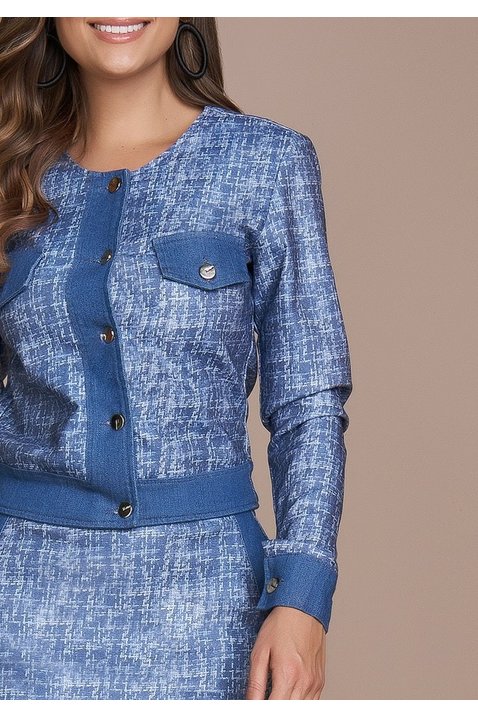 jaqueta azul sarja estampa exclusiva titanium jeans cima detalhe