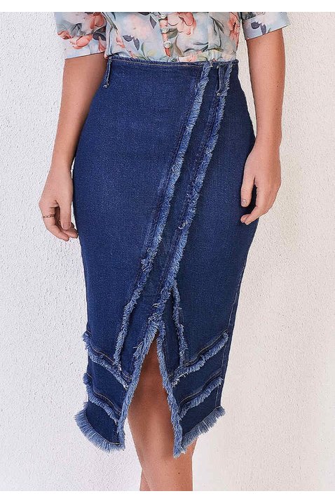 saia lapis jeans com desfiados assimetricos titanium baixo