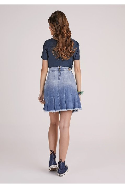 saia jeans evase com pregas e barra desfiada imperio z costas