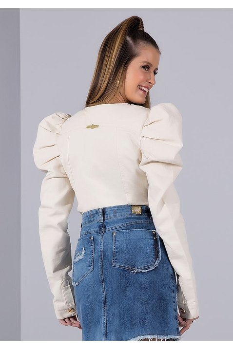 casaqueto off white em sarja imperio z costas cima