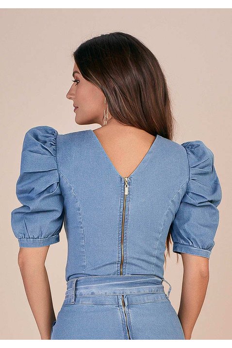 blusa jeans glan mangas bufantes decote princesa titanium costas cima