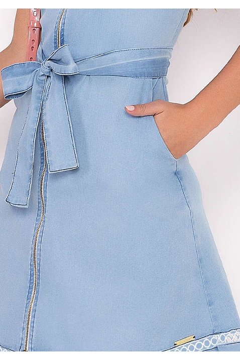 vestido jeans ziper frontal inteirico e faixa imperio z baixo detalhe