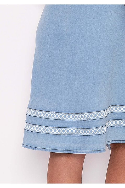 vestido jeans ziper frontal inteirico e faixa imperio z costas baixo detalhe
