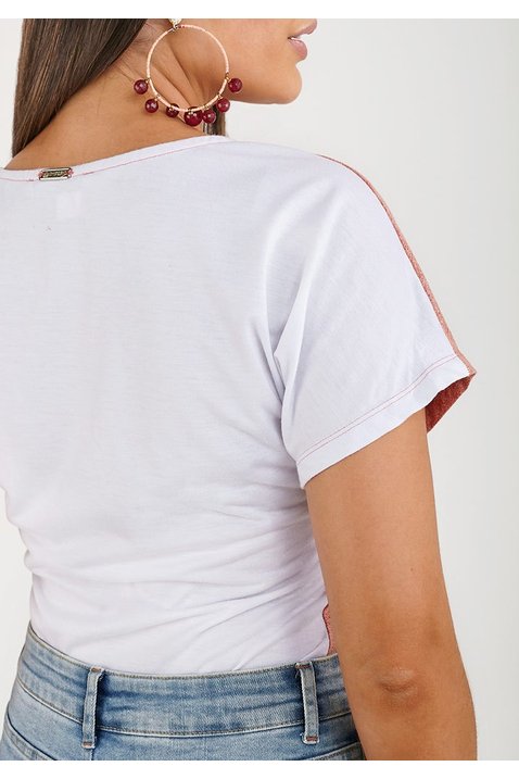 t shirt laranja em malha com bordado imperio z costas detalhe