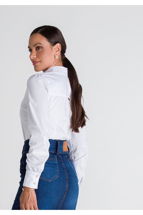 camisa feminina branca social gabriela lekazis costas cima