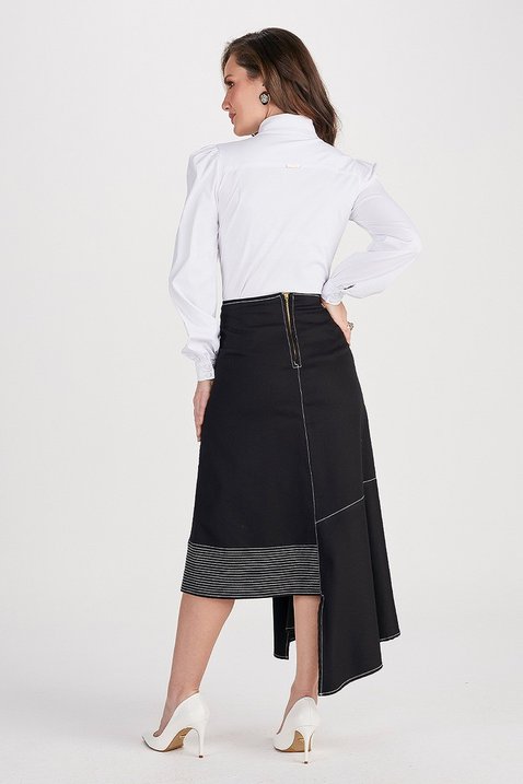 Saia Jeans Preta Evasê Barra Assimétrica Midi Titanium Jeans