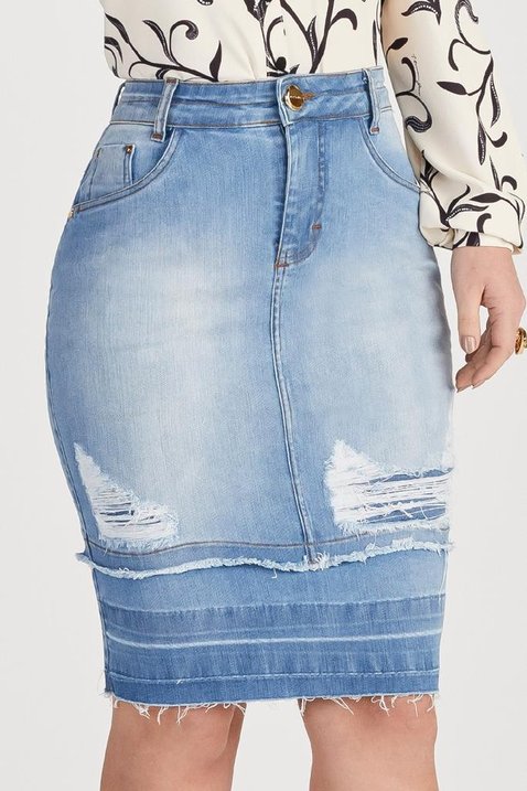 saia jeans destroyed com barra desfeita titanium jeans 1