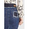 saia jeans com puidos e fusionados titanium jeans costas baixo detalhe