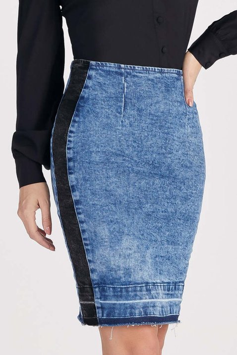 saia jeans detalhe lateral preto 5