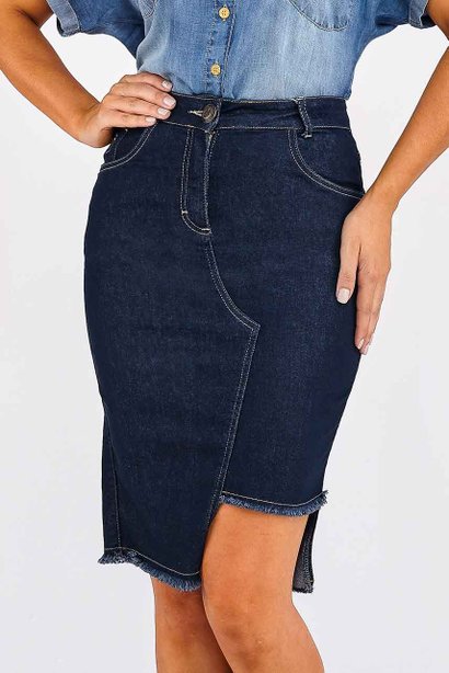 saia jeans recorte frontal barra desfiada imperio z frente