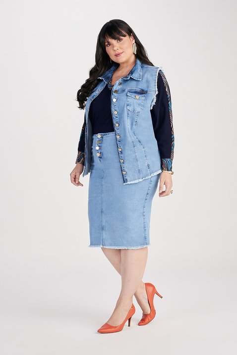 saia tradicional jeans plus com barra desfiada titanium5 easy resize com