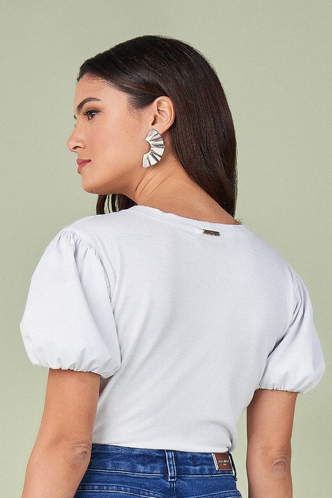 t shirt branca mangas bufantes 6