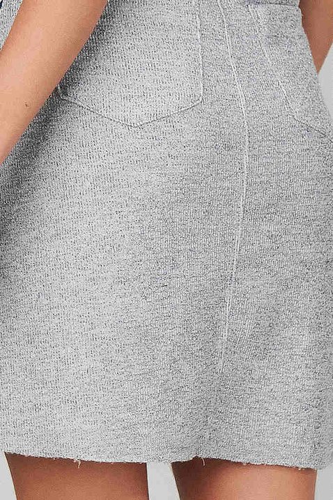 saia jeans evase com moletom barra desfeita titanium jeans 8