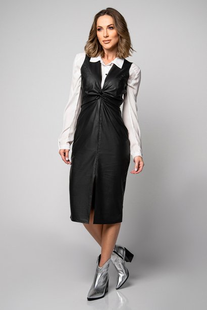 vestido preto couro com fenda frontal 2