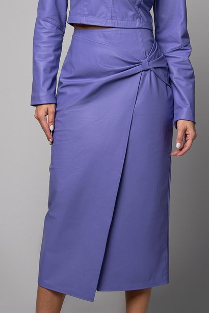 saia lilas couro midi 8
