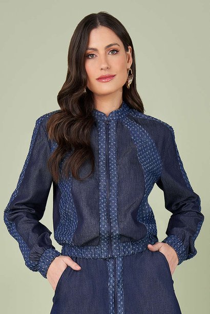 jaqueta jeans com bolsos 9