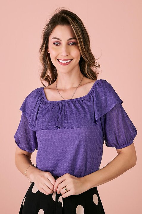 blusa roxa com babados 2