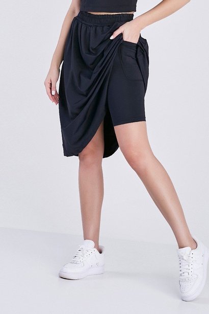 short saia preto midi moda fitness modesta feito em poliamida leve e macia epulari 5