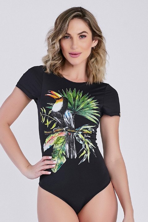 maio manga curta feminino na cor preto com estampa de tucano tecido poliamida com forro e bojo removivel protecao solar epulari 7