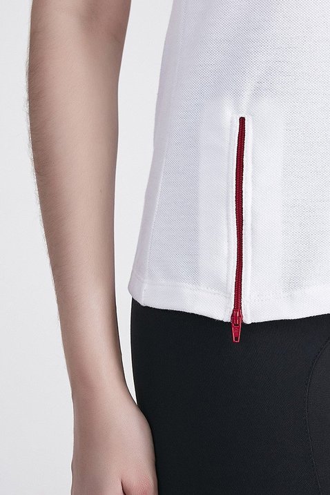 camiseta polo feminina na cor branca com ziper epulari 6