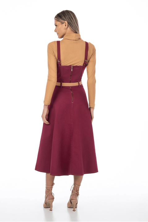 06 vestido midi em sarja com recortes via tolentino