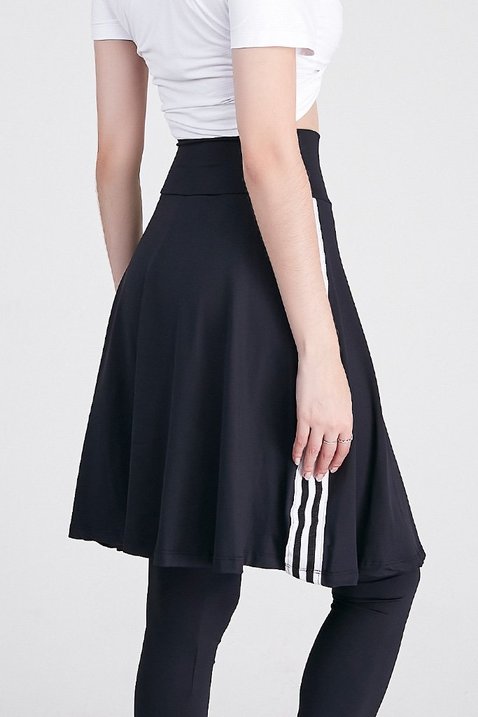 saia calca comprida na cor preta com comprimento no joelho moda fitness modesta epulari 13