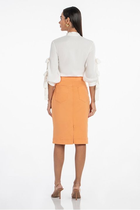 05 saia jeans lapis com botoes frontal via tolentino