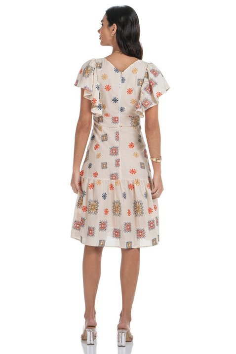 06 vestido estampado com amarracao na cintura via tolentino