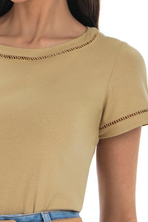 07 blusa bege feminina ajustada mangas curtas via tolentino