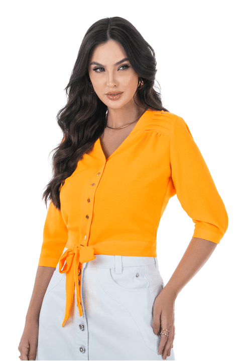 04 blusa 3 4 laranja plano com botoes frontal via tolentino