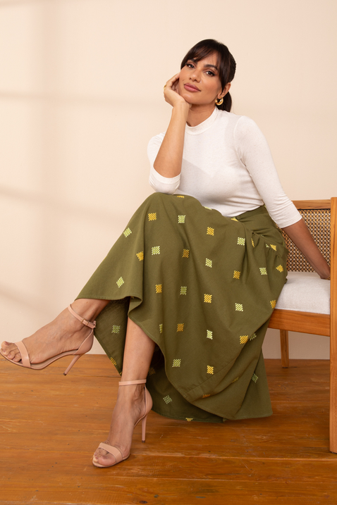 blusa de malha linho e saia de linho verde 9