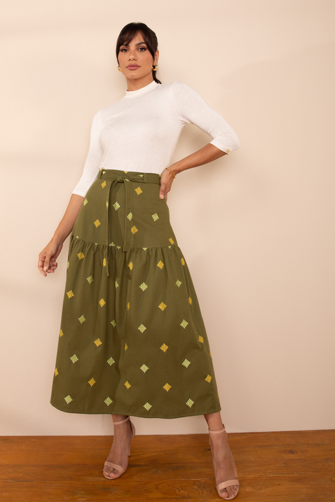 blusa de malha linho e saia de linho verde 6