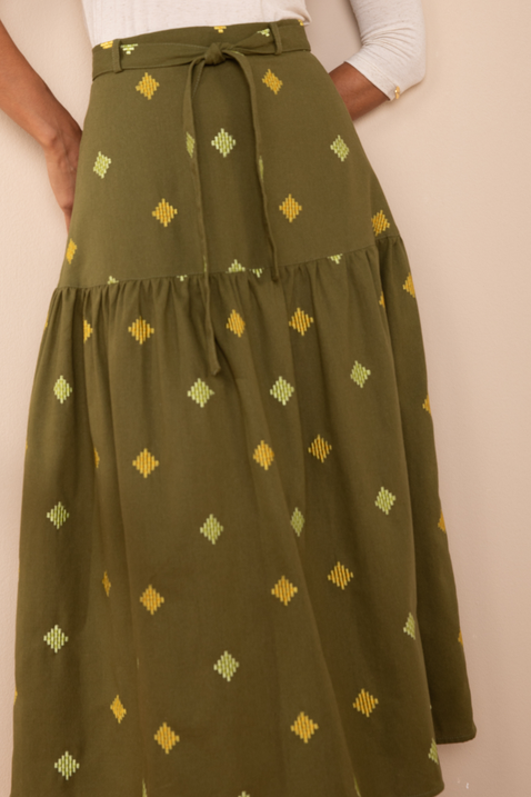 blusa de malha linho e saia de linho verde 7