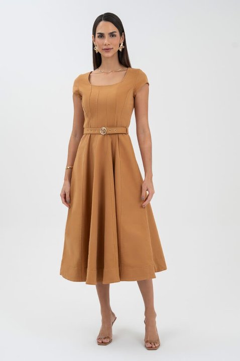 07 vestido caramelo midi gode com cinto encapado via tolentino