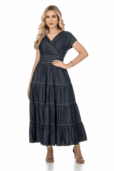 04 vestido jeans midi com recortes via tolentino