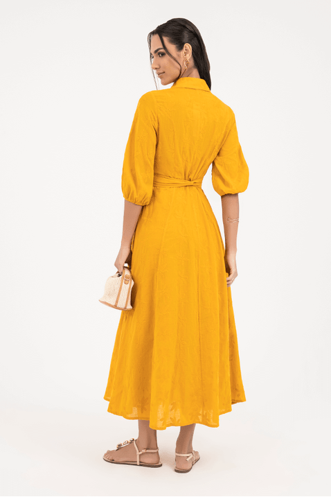 04 vestido chemise midi em laise via tolentino