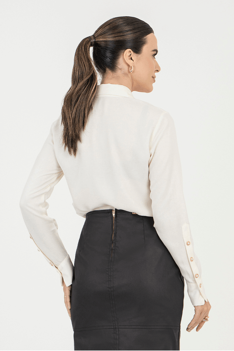 06 camisa mangas longas com botoes azul via tolentino