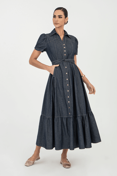 05 vestido chemise longuete com recortes jeans via tolentino