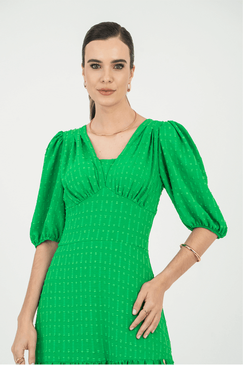 03 vestido plano poas midi com franzidos aveia via tolentino