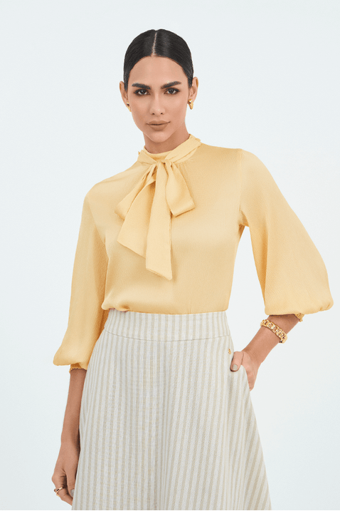 02 blusa com mangas tulipa amarelo