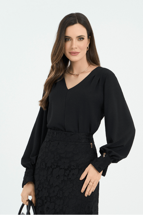 04 blusa plano mangas longas com guipir no punho