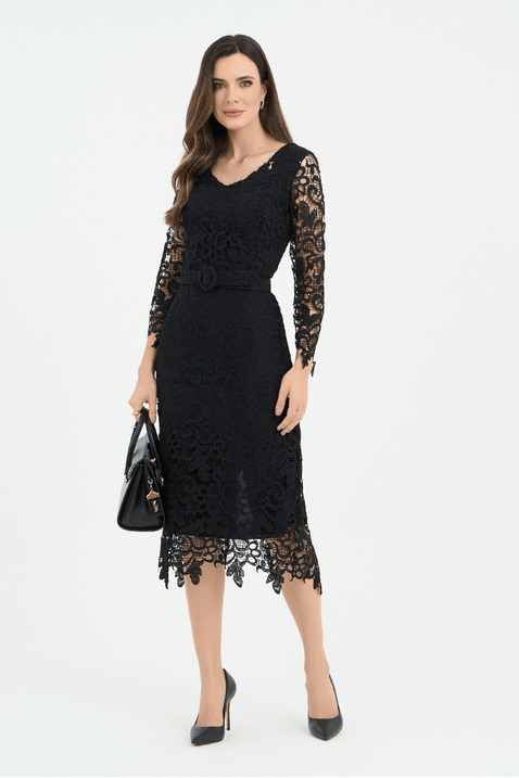 05 vestido preto ajustado em guippir midi