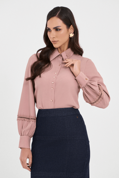 03 camisa rose plano mangas longas e guipir