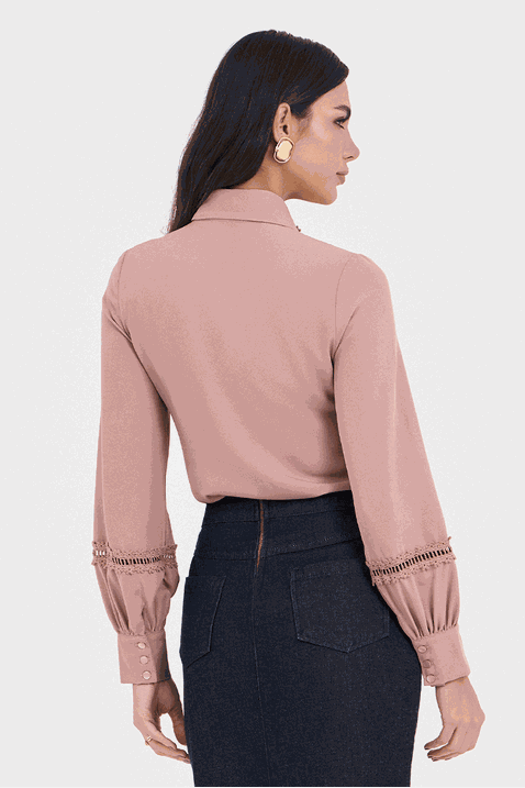 02 camisa rose plano mangas longas e guipir