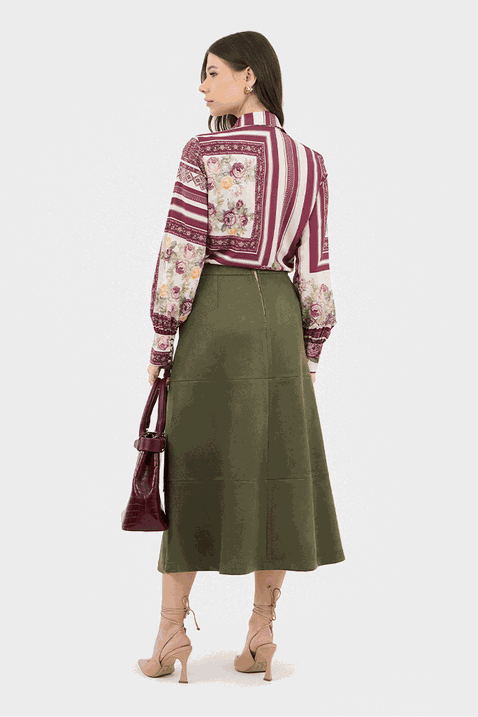 Saia Verde Suede Midi Evasê Com Recortes Via Tolentino - Main Image