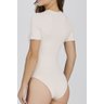 body feminino manga curta na cor off white em poliamida epulari 9